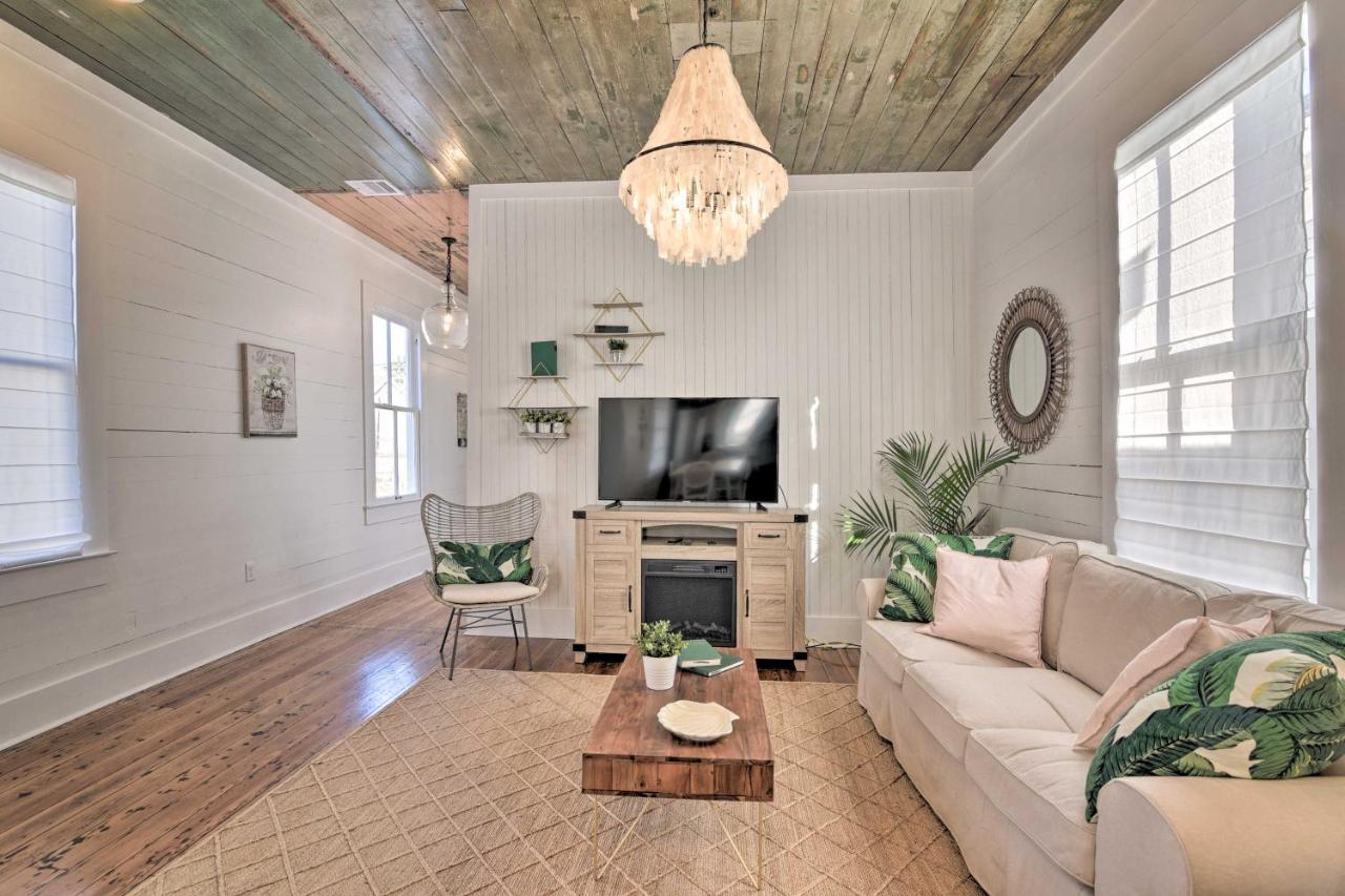 Bright Galveston Cottage Close To Beach And Strand Luaran gambar